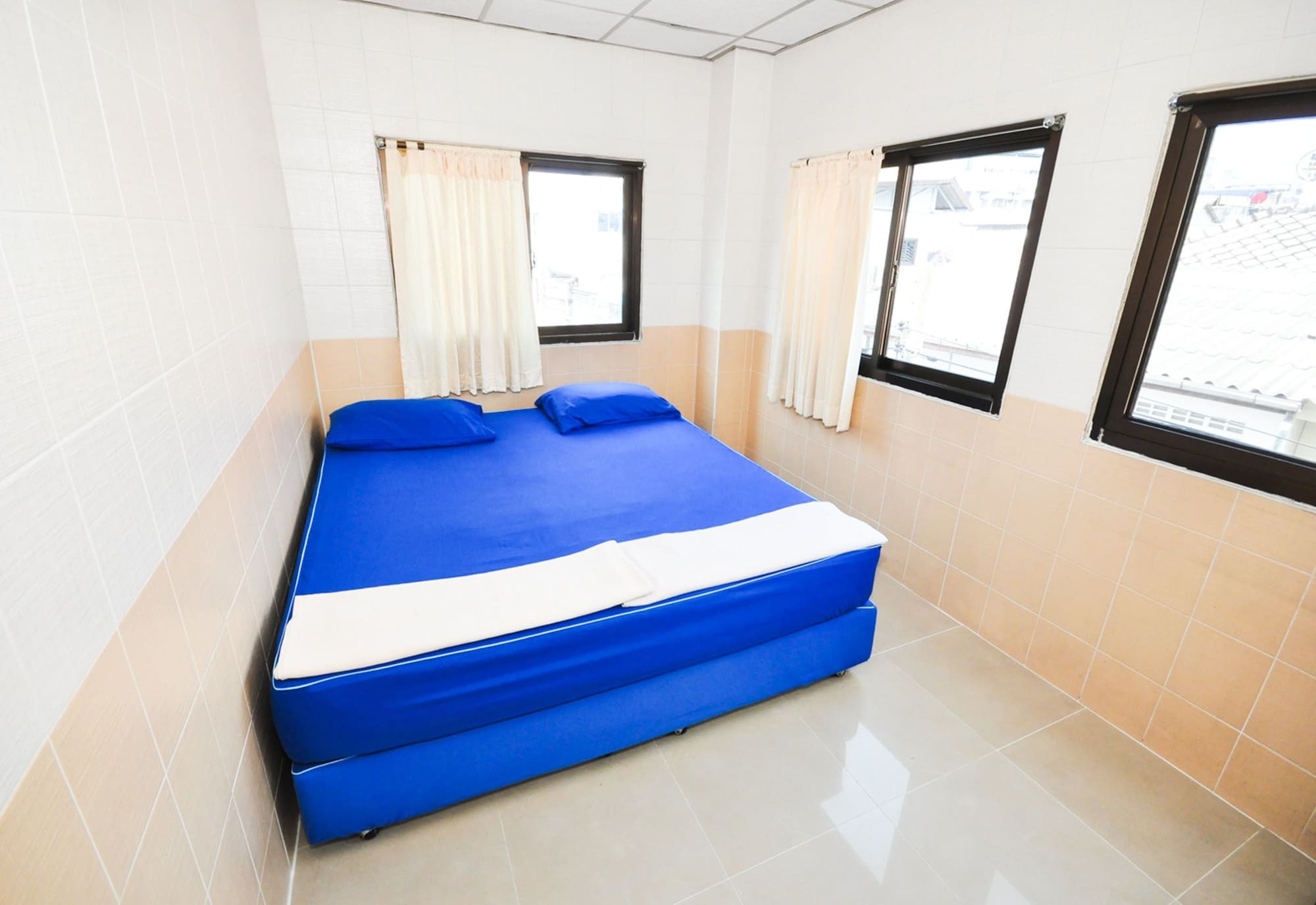 At Home Guest House Bangkok Exterior photo